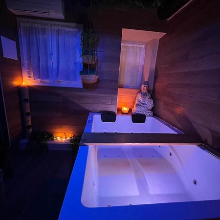 Апартаменты Le Balneo Jacuzzi Vieil Antibes Safranier Экстерьер фото