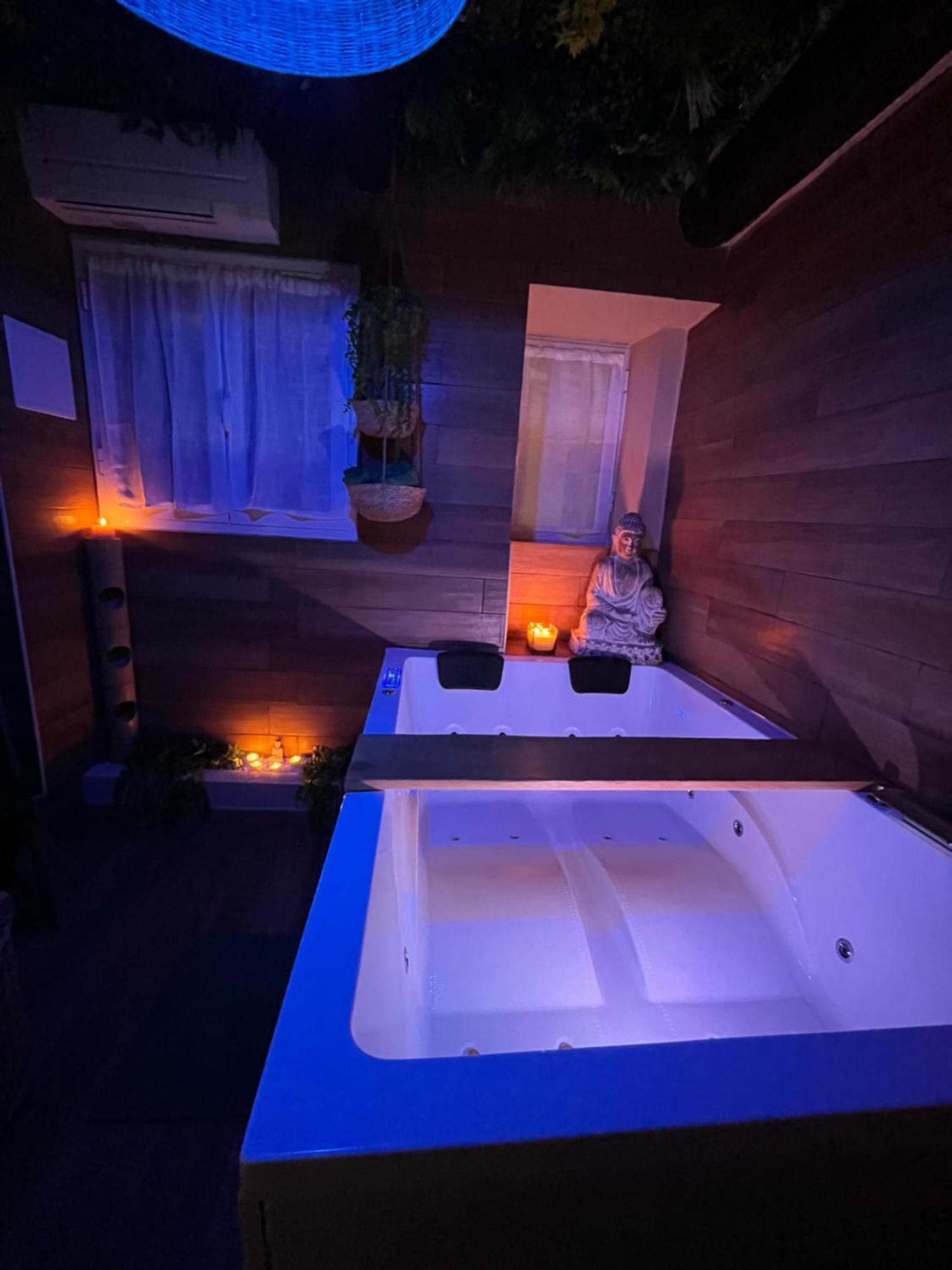 Апартаменты Le Balneo Jacuzzi Vieil Antibes Safranier Экстерьер фото
