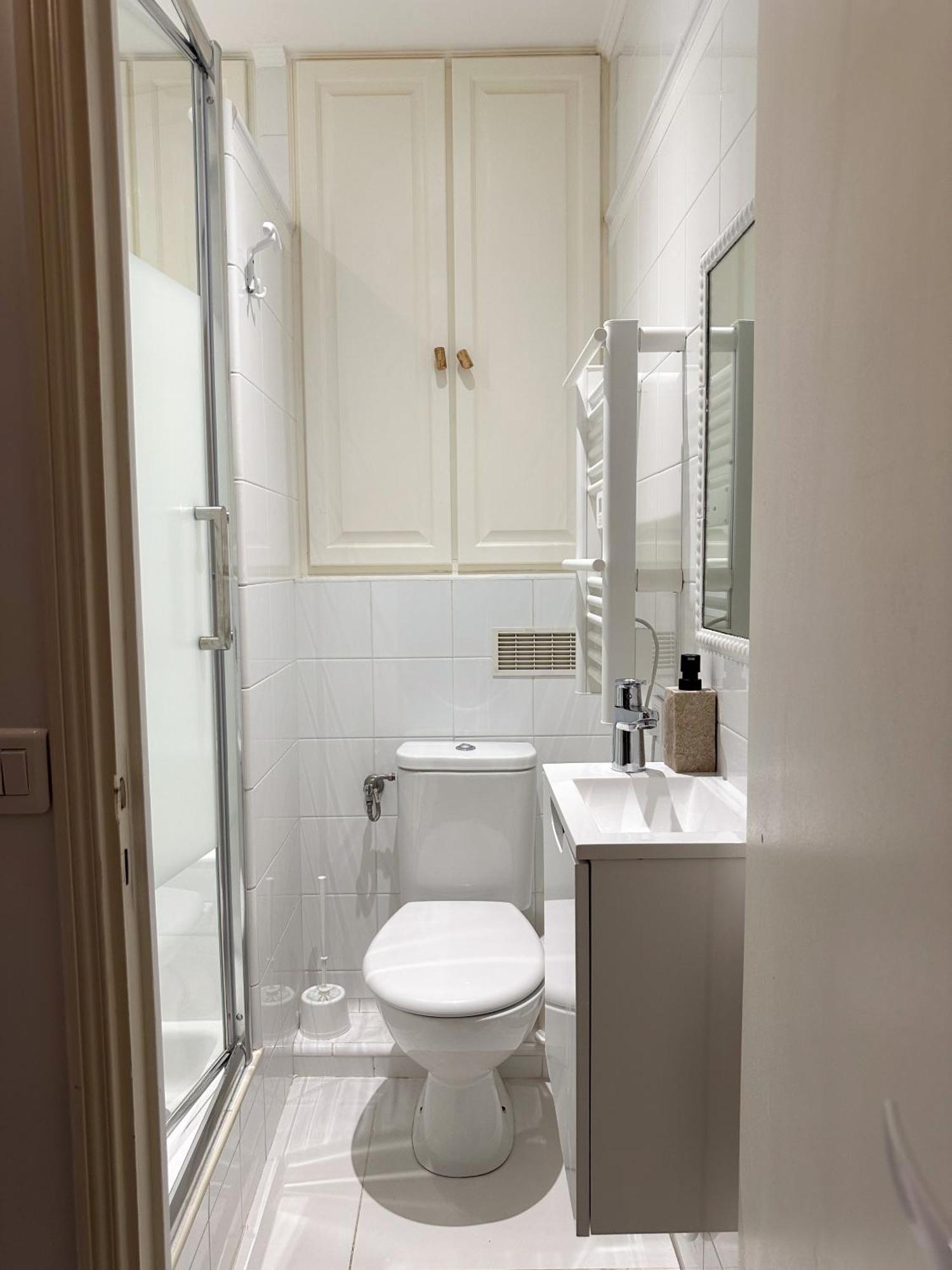 Апартаменты Le Balneo Jacuzzi Vieil Antibes Safranier Экстерьер фото